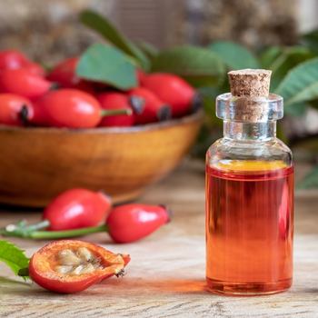 ACEITE DE ROSA MOSQUETA, BELLEZA NATURAL EN CADA GOTA